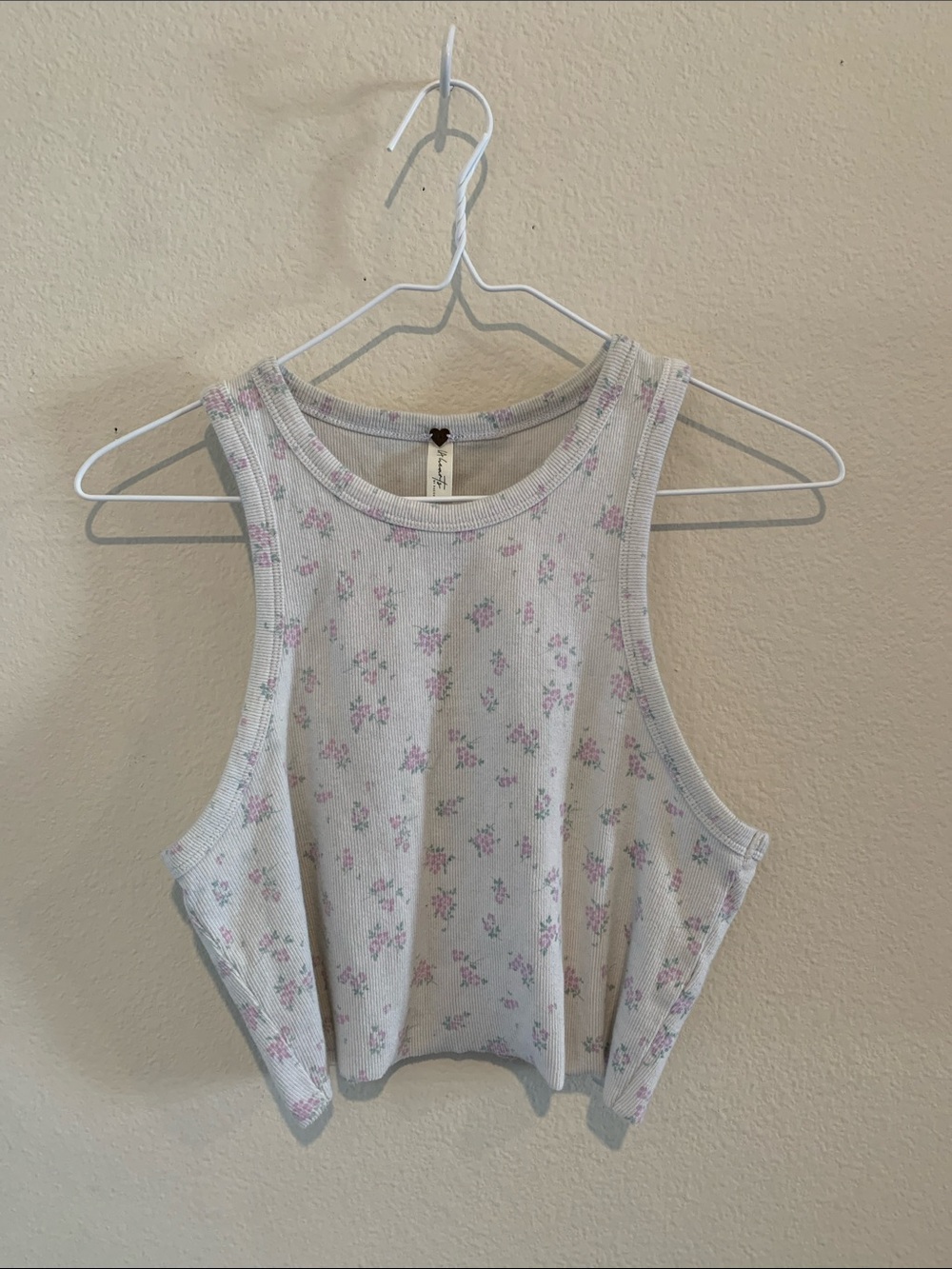La Hearts Tank top with flowers